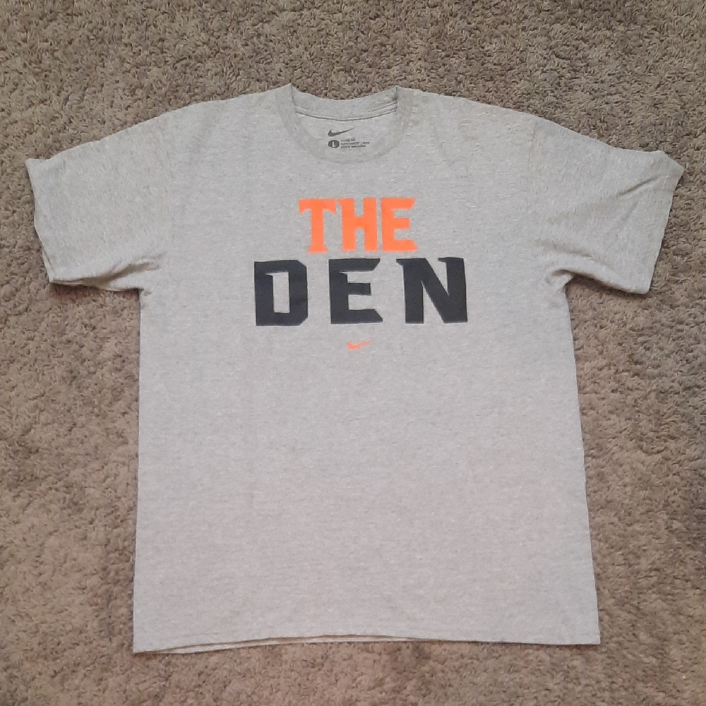 Nike Oregon State University "The Den" T-shirt